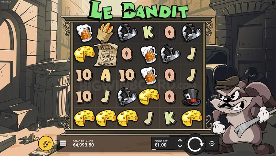 Le Bandit slot Parisian alley theme with Smokey the raccoon bandit