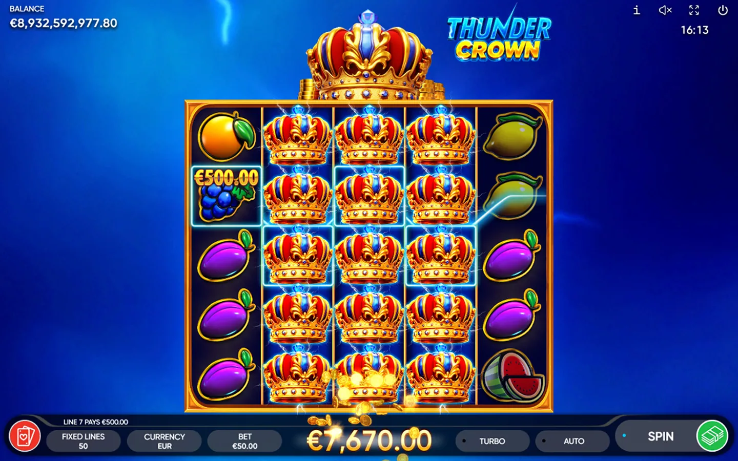 Thunder Crown reels filled with expanding golden Crown wilds paying across all lines